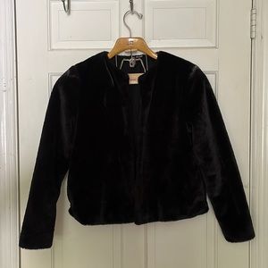 H&M cropped faux fur jacket